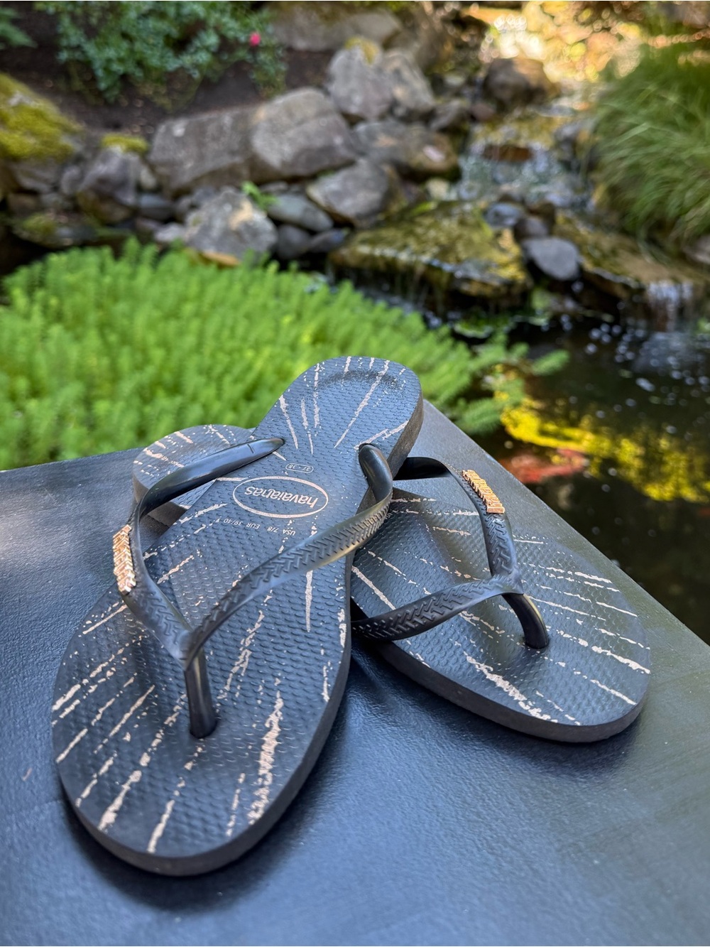 Women’s Havana’s Slim Flip Flops SZ 7/8